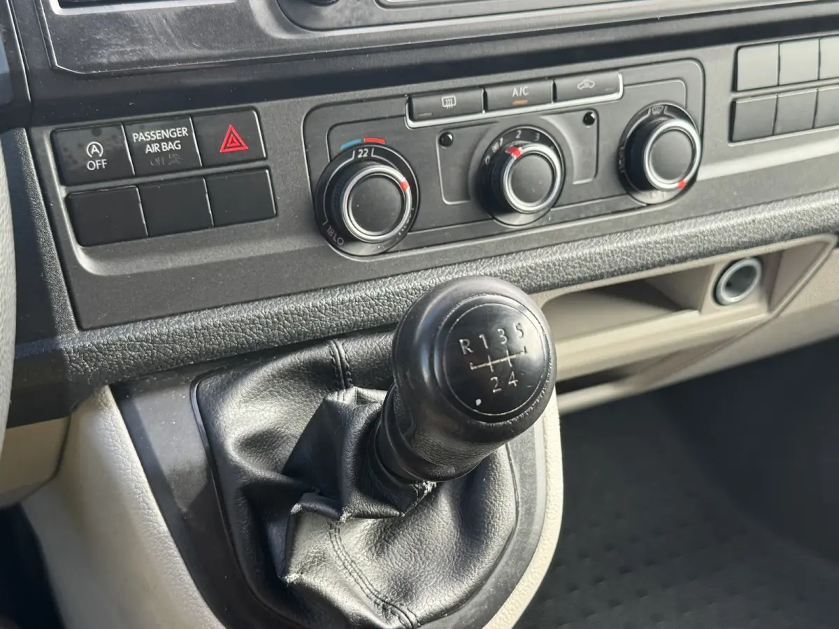 2.0 TDI L1H1 Airco Camera Trekhaak Imperiaal Laadruimte betimmering