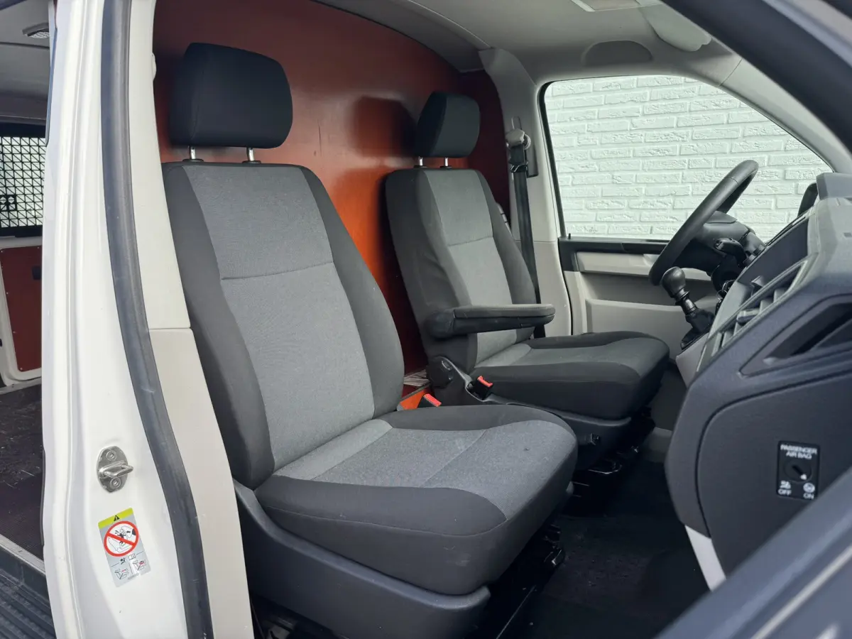 2.0 TDI L1H1 Airco Camera Trekhaak Imperiaal Laadruimte betimmering