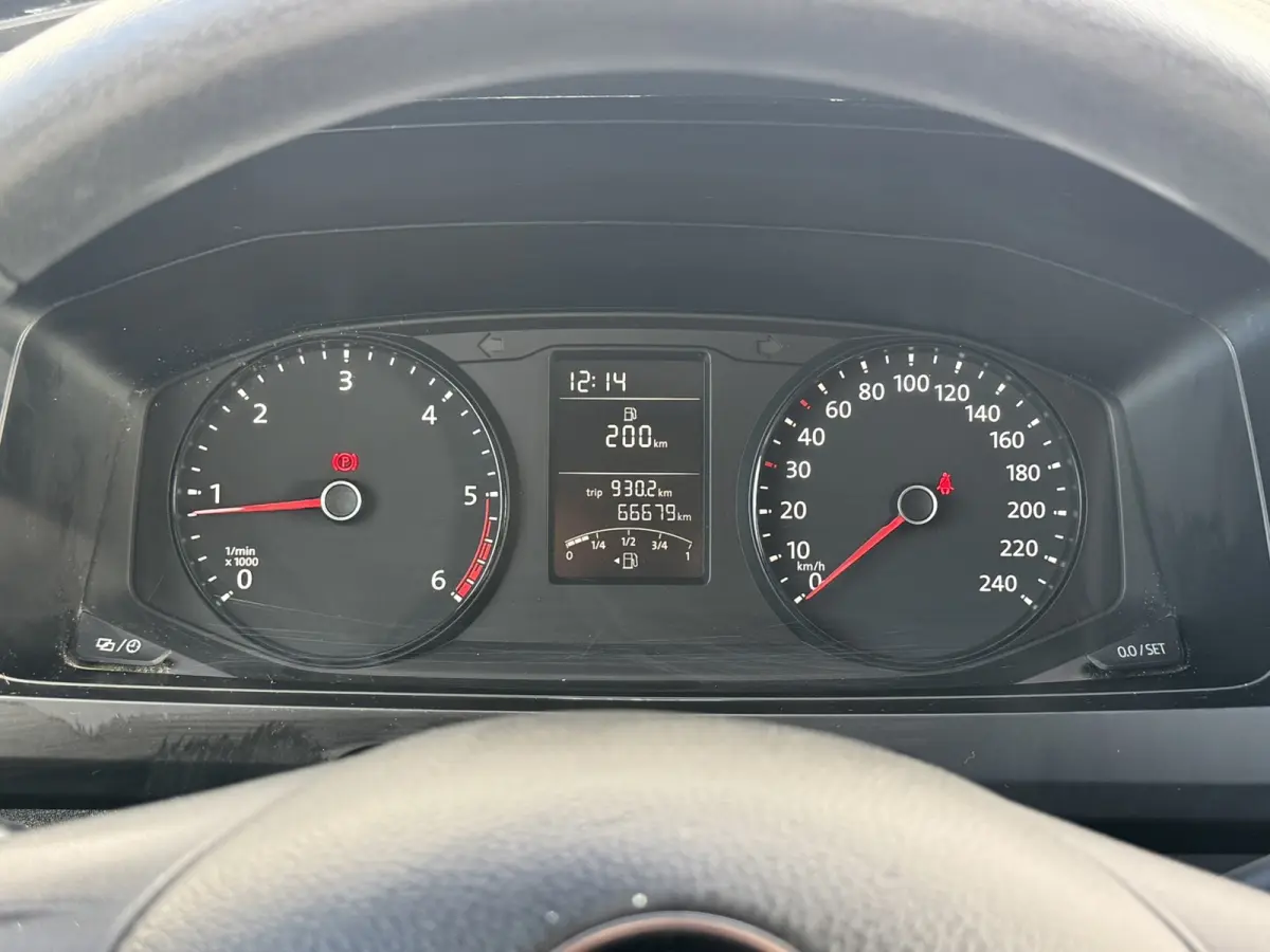 2.0 TDI L1H1 Airco Camera Trekhaak Imperiaal Laadruimte betimmering