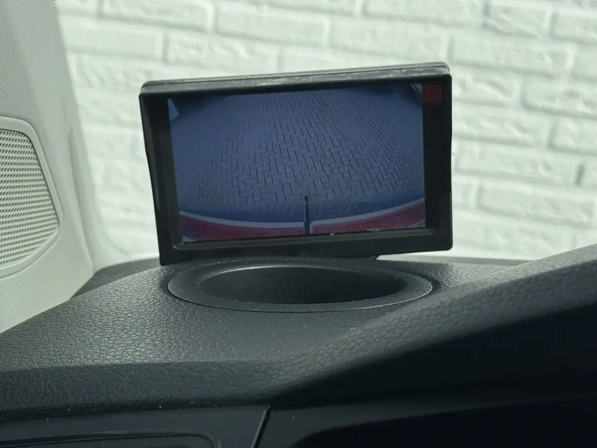 2.0 TDI L1H1 Airco Camera Trekhaak Imperiaal Laadruimte betimmering