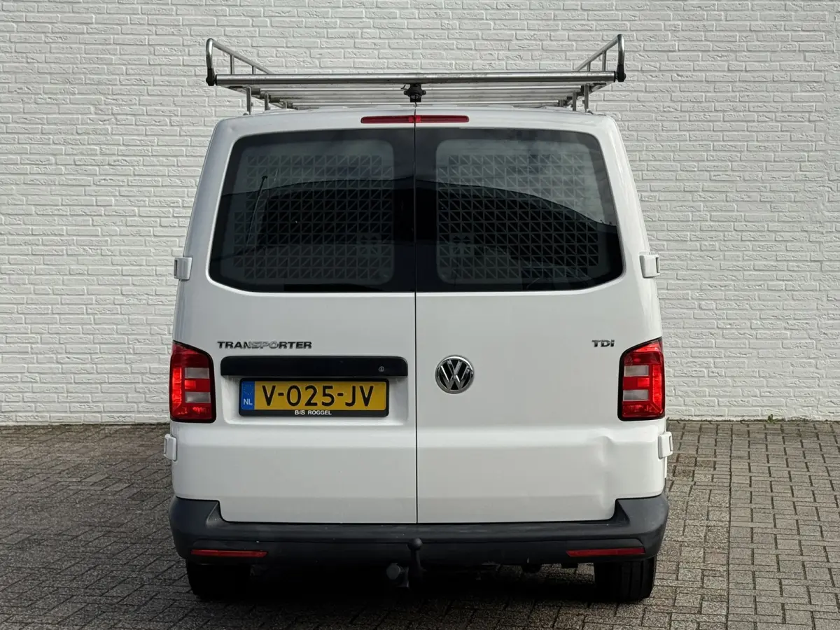 2.0 TDI L1H1 Airco Camera Trekhaak Imperiaal Laadruimte betimmering