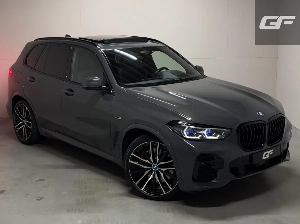 xDrive45e M-Sport Individual Dravitgrau Pano Laser 360º HUD Trekh.