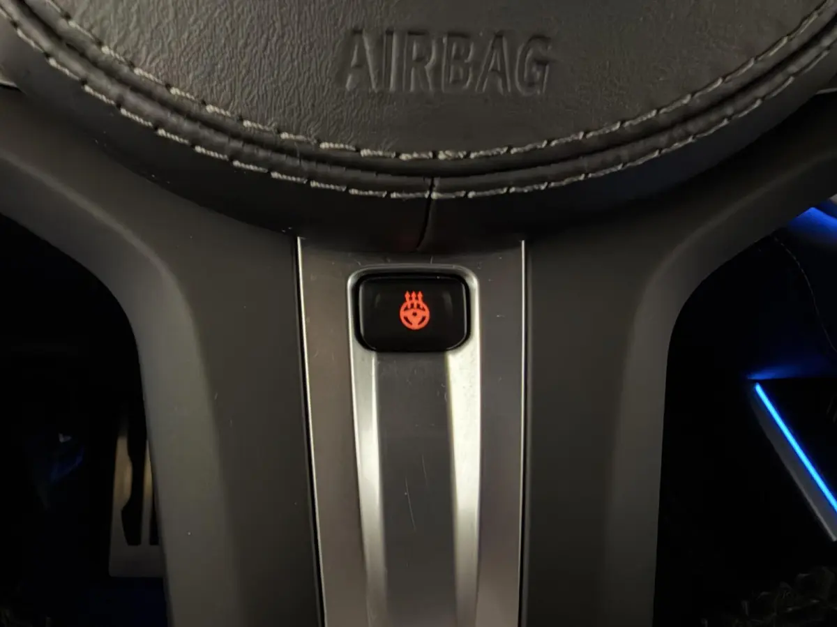 xDrive45e M-Sport Individual Dravitgrau Pano Laser 360º HUD Trekh.