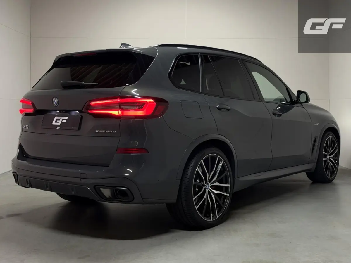 xDrive45e M-Sport Individual Dravitgrau Pano Laser 360º HUD Trekh.