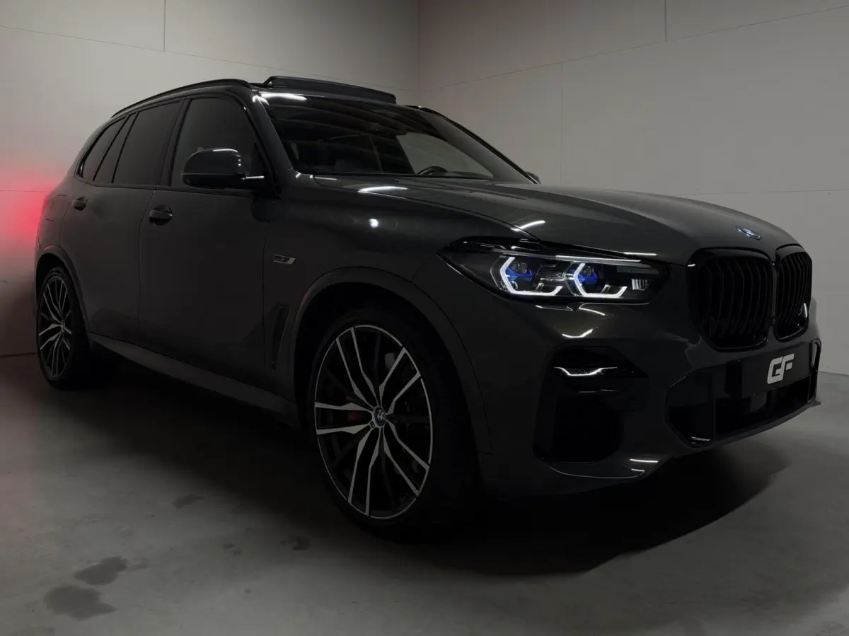 xDrive45e M-Sport Individual Dravitgrau Pano Laser 360º HUD Trekh.