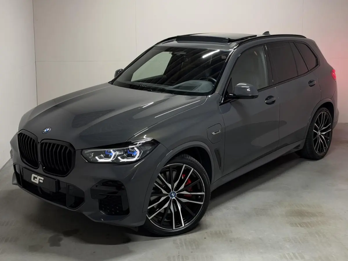 xDrive45e M-Sport Individual Dravitgrau Pano Laser 360º HUD Trekh.