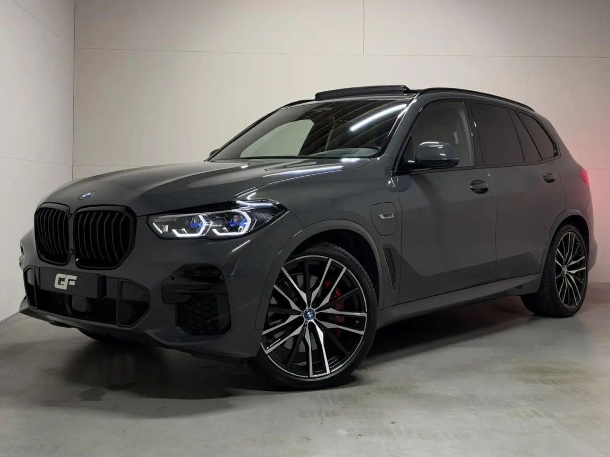 xDrive45e M-Sport Individual Dravitgrau Pano Laser 360º HUD Trekh.