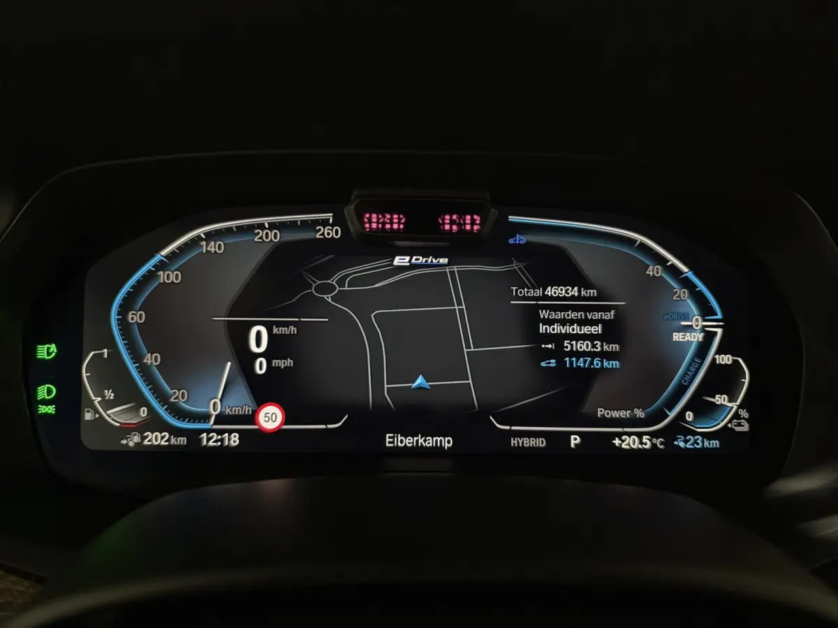 xDrive45e M-Sport Individual Dravitgrau Pano Laser 360º HUD Trekh.
