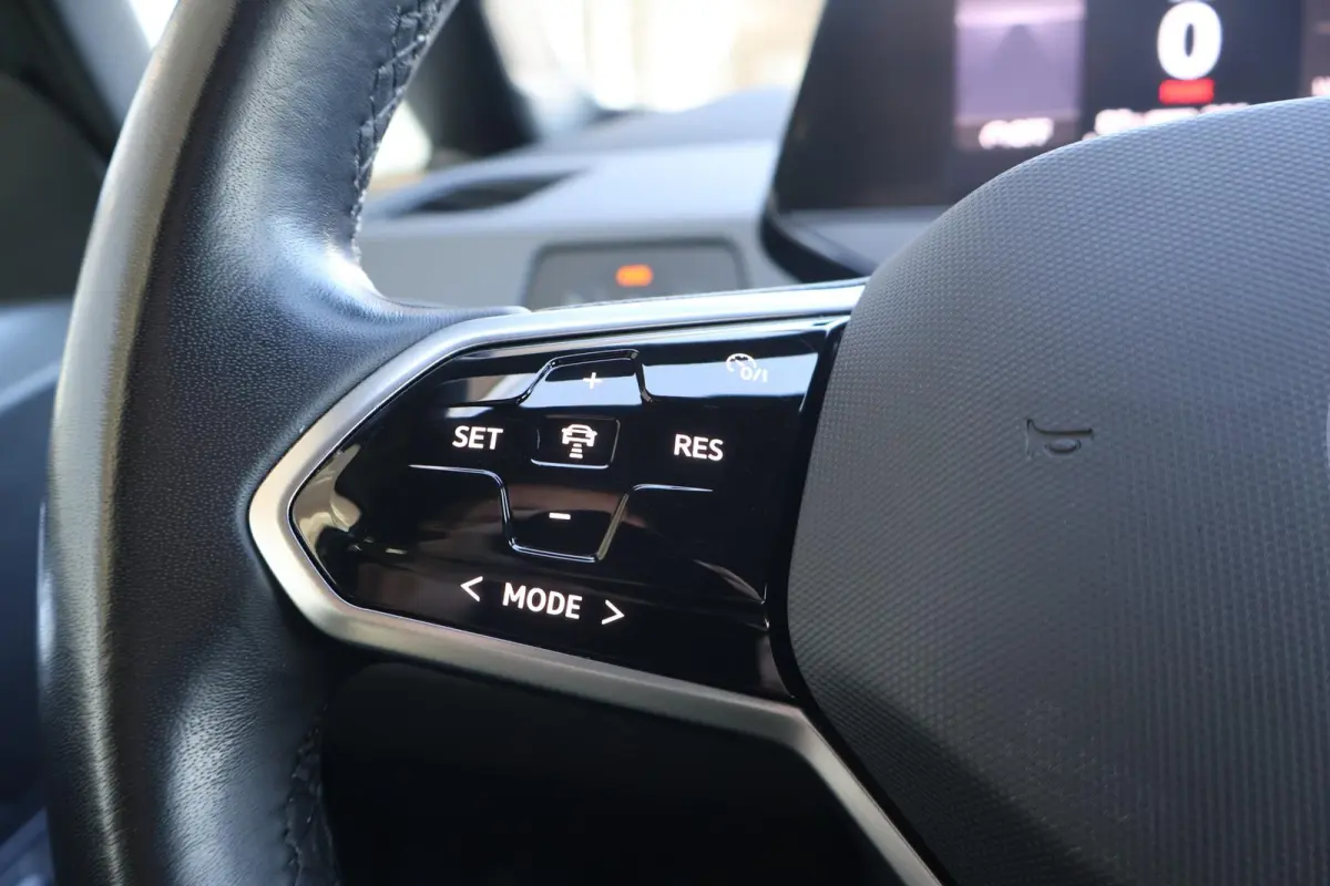 204pk Pro 58 kWh | SoH 95% | Warmtepomp | Camera | Stoel en stuurverwarming | Carplay