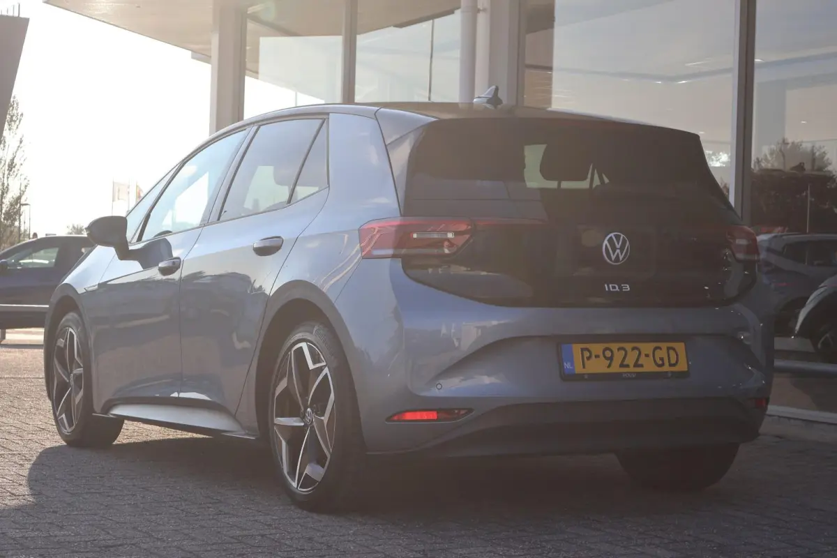 204pk Pro 58 kWh | SoH 95% | Warmtepomp | Camera | Stoel en stuurverwarming | Carplay