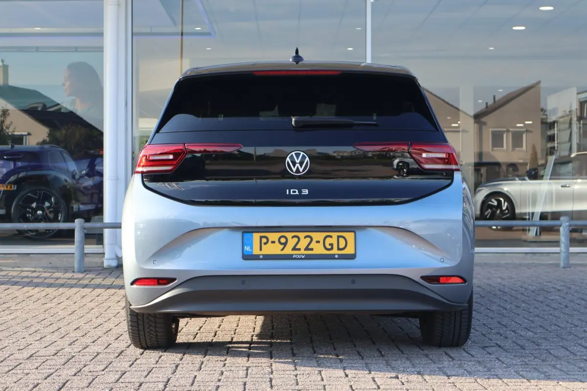 204pk Pro 58 kWh | SoH 95% | Warmtepomp | Camera | Stoel en stuurverwarming | Carplay