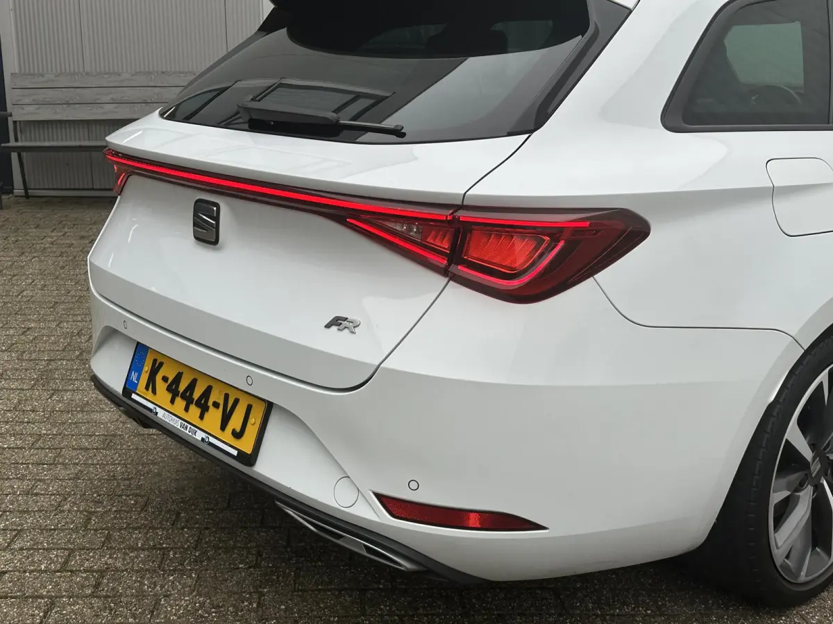 1.5 TSI Style FR Business Intense | Carplay/Adapt.Cruise/18-inch/Sfeerverlichting/LED Koplamp