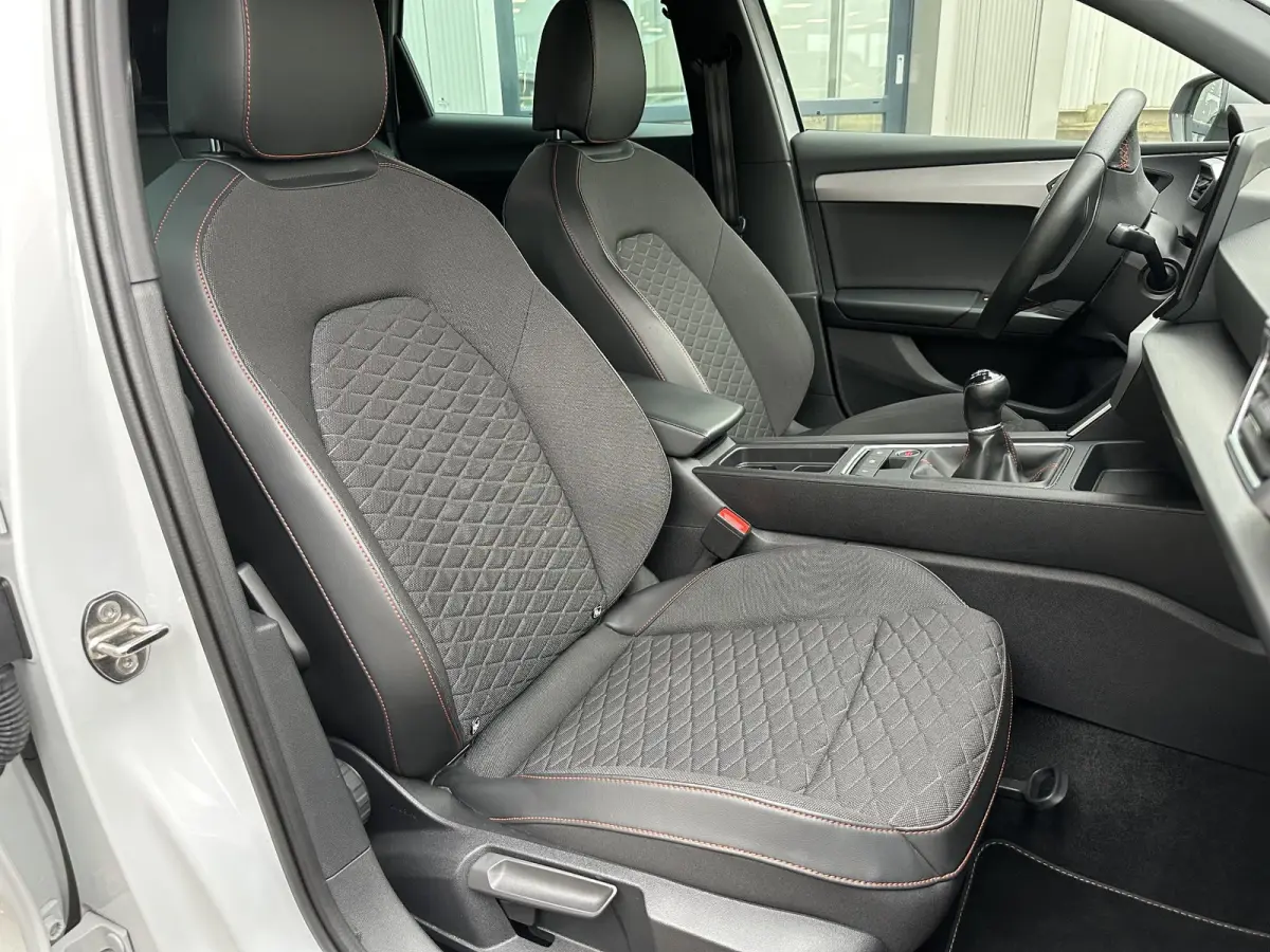 1.5 TSI Style FR Business Intense | Carplay/Adapt.Cruise/18-inch/Sfeerverlichting/LED Koplamp