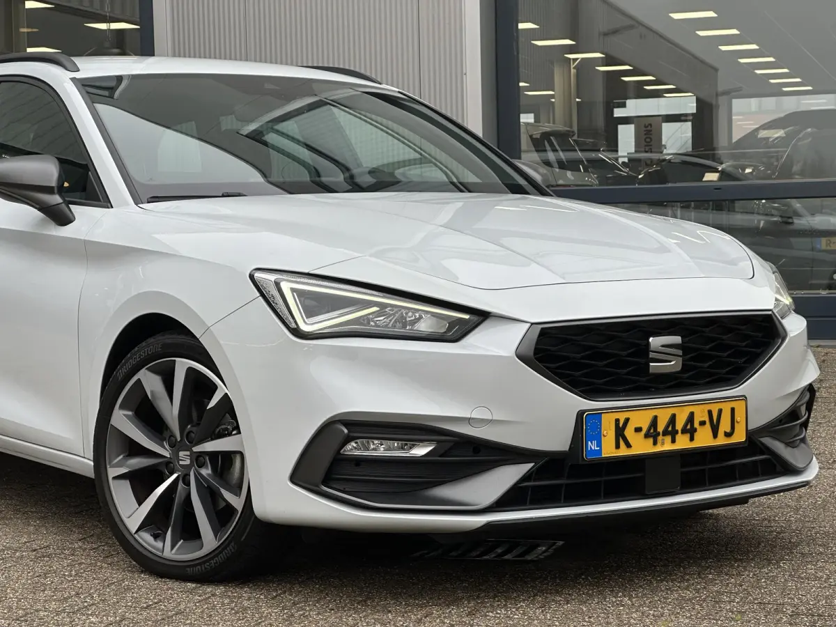 1.5 TSI Style FR Business Intense | Carplay/Adapt.Cruise/18-inch/Sfeerverlichting/LED Koplamp