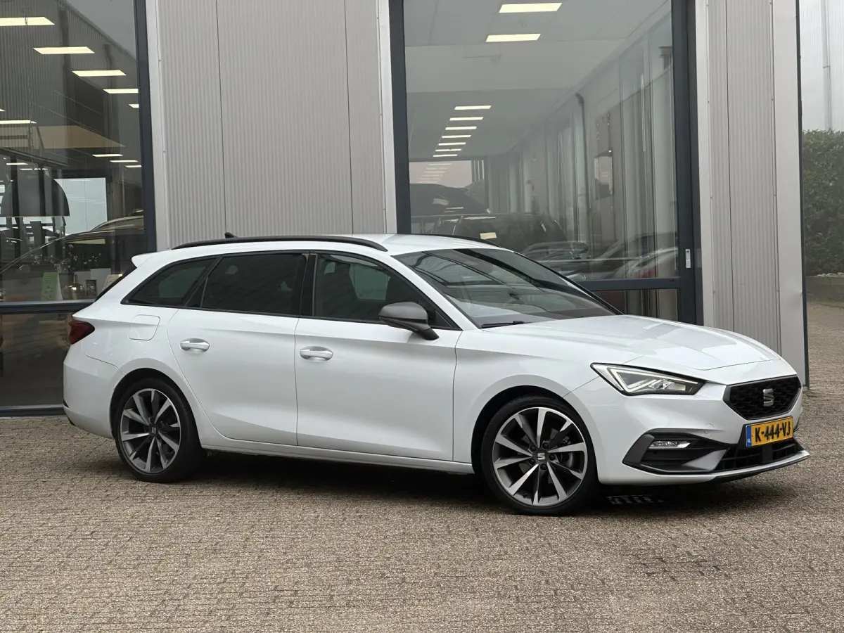 1.5 TSI Style FR Business Intense | Carplay/Adapt.Cruise/18-inch/Sfeerverlichting/LED Koplamp