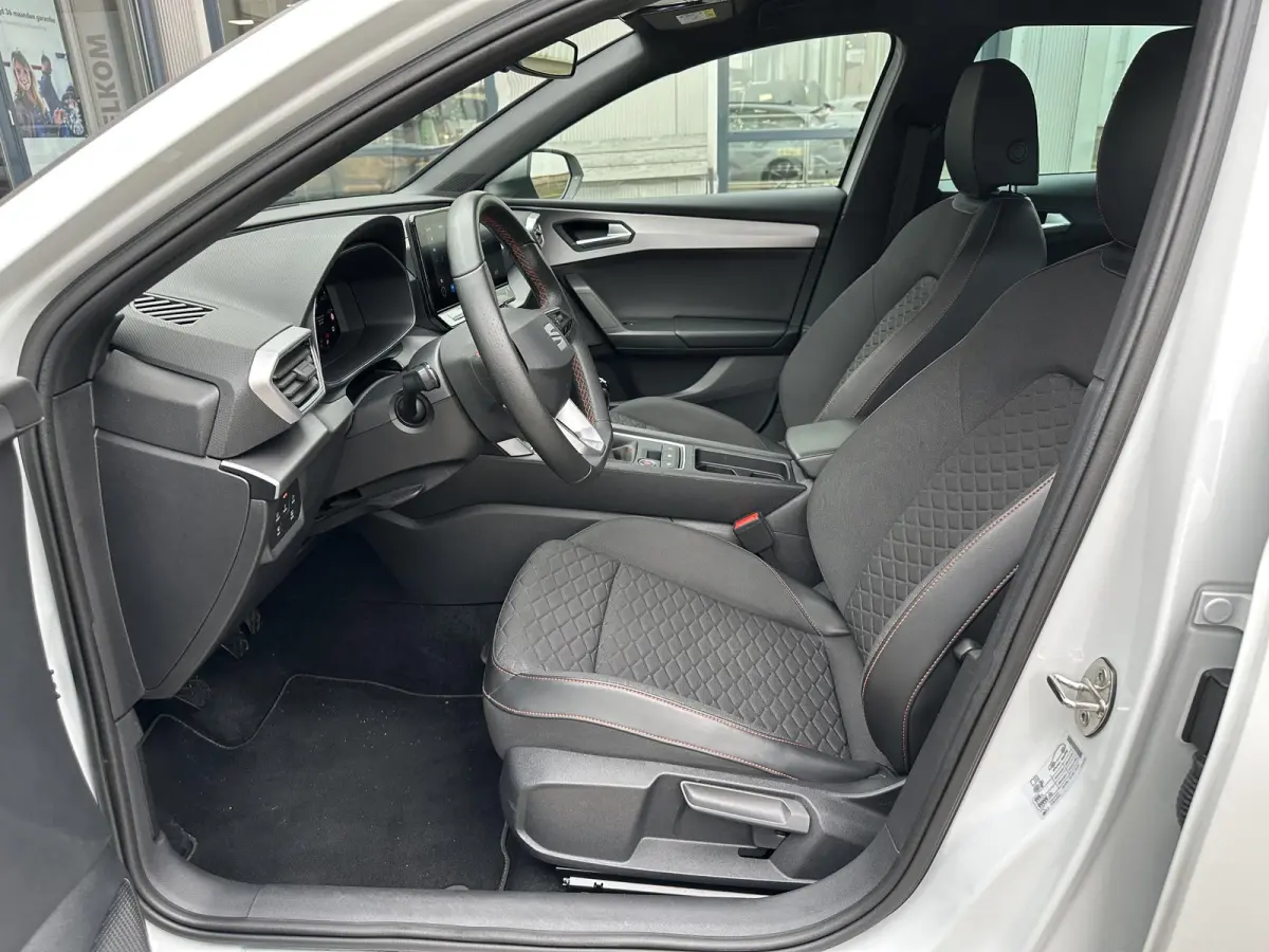 1.5 TSI Style FR Business Intense | Carplay/Adapt.Cruise/18-inch/Sfeerverlichting/LED Koplamp