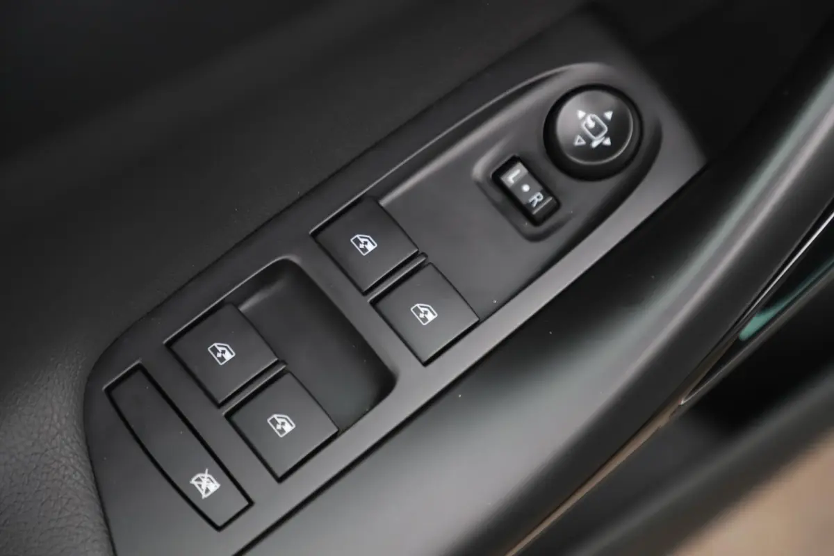 1.2 Design & Tech LMV Navigatie Achteruitrijcamera Carplay Android Climate Cruise Control Rijstrooksensor