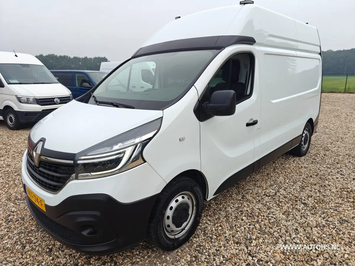 2.0 dCi 145 PK T L2H2 , 1e eig , euro 6 , Complete werkplaats inrichting met omvormer , trekhaak , airco cruise.