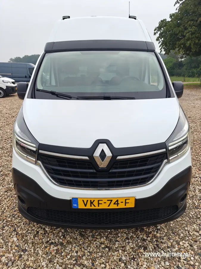 2.0 dCi 145 PK T L2H2 , 1e eig , euro 6 , Complete werkplaats inrichting met omvormer , trekhaak , airco cruise.