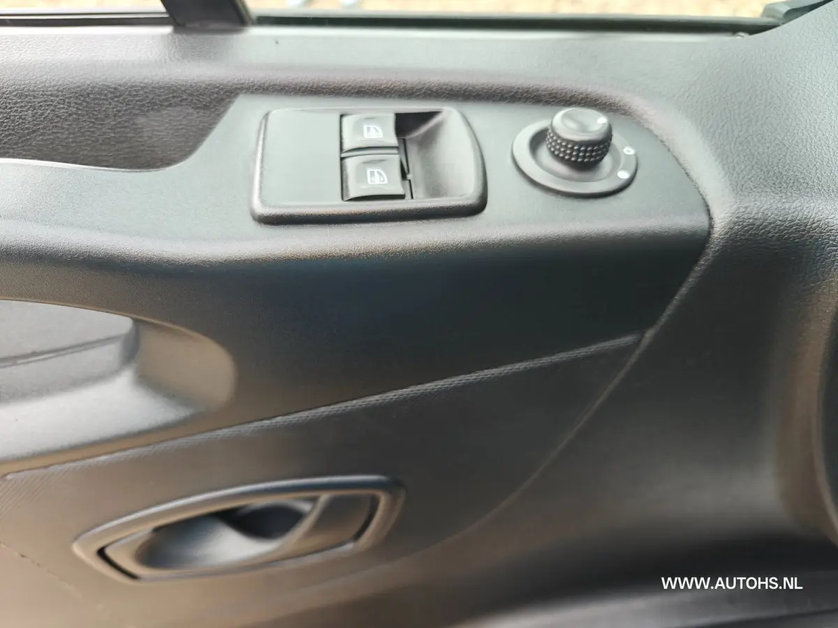 2.0 dCi 145 PK T L2H2 , 1e eig , euro 6 , Complete werkplaats inrichting met omvormer , trekhaak , airco cruise.