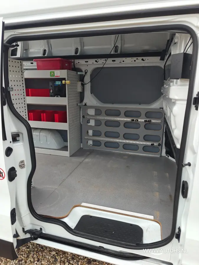 2.0 dCi 145 PK T L2H2 , 1e eig , euro 6 , Complete werkplaats inrichting met omvormer , trekhaak , airco cruise.
