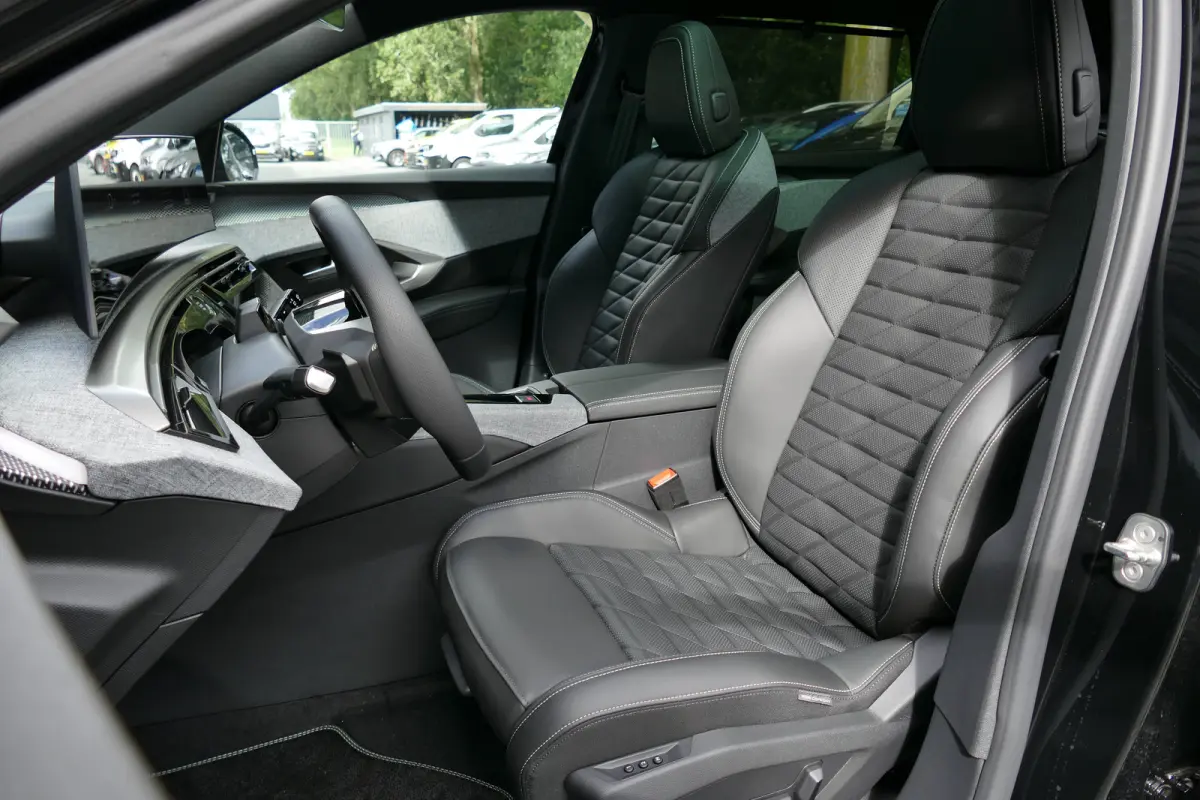 GT Exclusive - Elektrisch | Adaptieve cruise control met Stop&Go functie | LED 3D-achterlichten | Pack Safety Plus