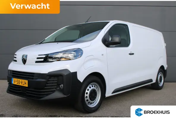 Standaard - Elektrisch | 16" stalen velgen | Elektrisch bedienbare en verwarmbare buitenspiegels | Elektrische parkeerrem