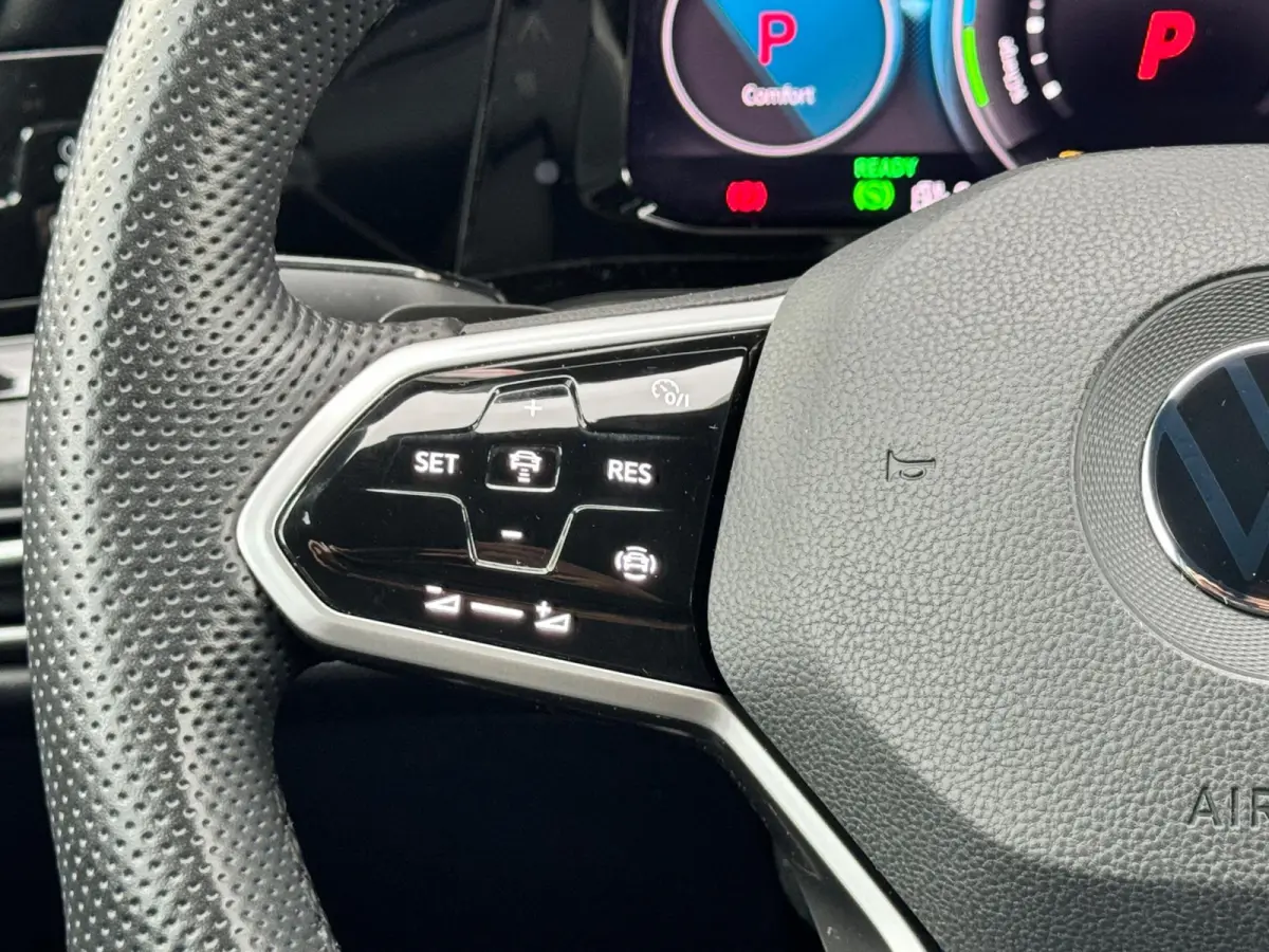 1.4 eHybrid GTE Pano/Blindspot/HuD