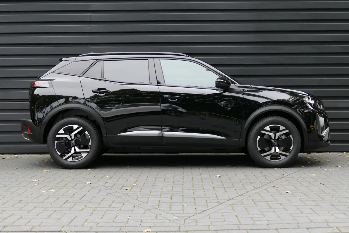 GT | Active Safety Brake met camera en radar (automatisch noodremsysteem) met Distance Alert (waarschuwing dreigende aanrijding) | Advanced Active Safety Brake met camera en radar | Climate 