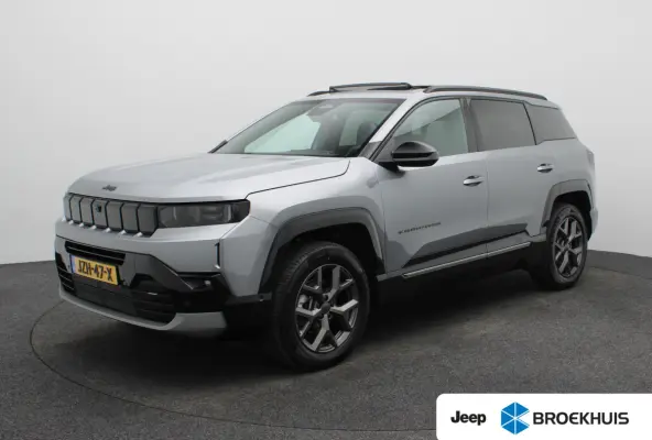 1.2 e-Hybrid First Edition 8 Jaar Garantie | Panoramadak | Elektrisch Verstelbare stoelen | Stoelverwarming en Verkoeling | Stuurwielverwarming | Adaptieve Cruise Control | Drive Assist | Pr