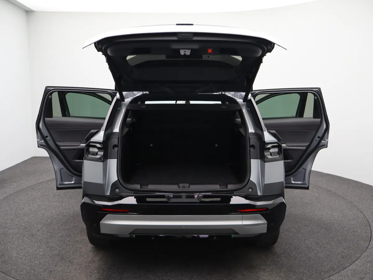 1.2 e-Hybrid First Edition 8 Jaar Garantie | Panoramadak | Elektrisch Verstelbare stoelen | Stoelverwarming en Verkoeling | Stuurwielverwarming | Adaptieve Cruise Control | Drive Assist | Pr