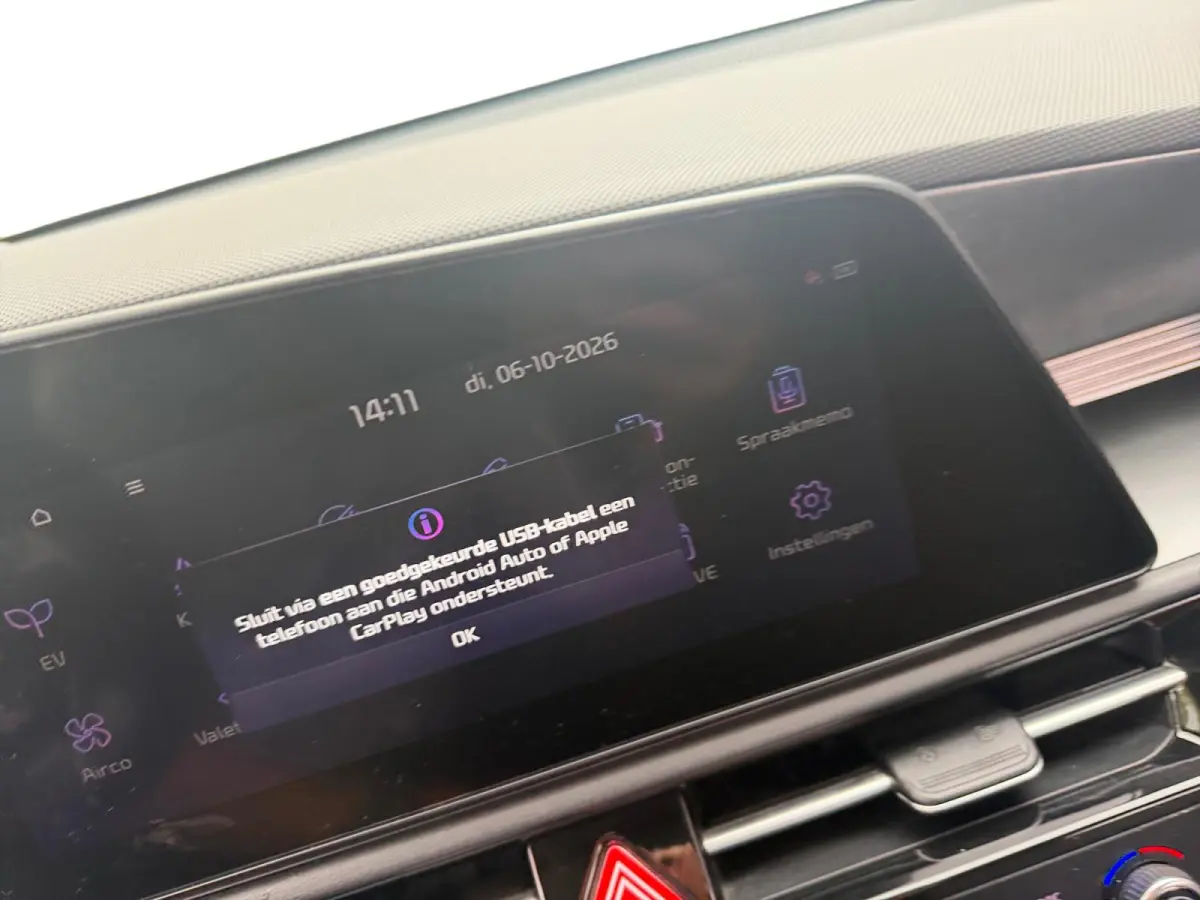 DynamicLine 64.8 kWh Dealer onderhouden | Navigatie | Carplay | Climate control | ACC |