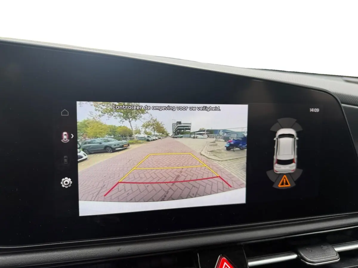 DynamicLine 64.8 kWh Dealer onderhouden | Navigatie | Carplay | Climate control | ACC |