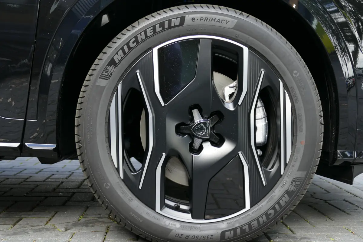 GT Exclusive - Elektrisch | Adaptieve cruise control met Stop&Go functie | LED 3D-achterlichten | Pack Safety Plus