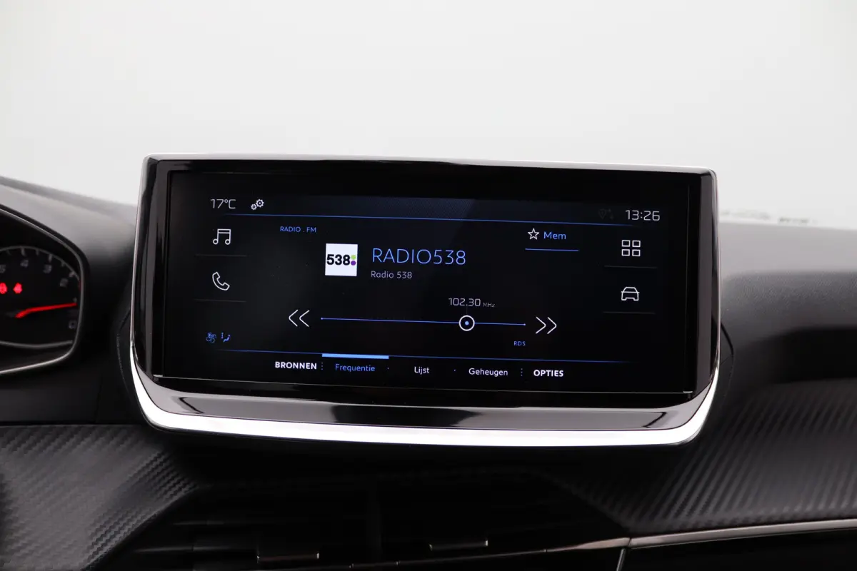 € 3.540,- Voorraad Voordeel | 1.2 PureTech 100 Style | Airco | Apple Carplay/Android Auto|telefoonintegratie premium | Cruise control