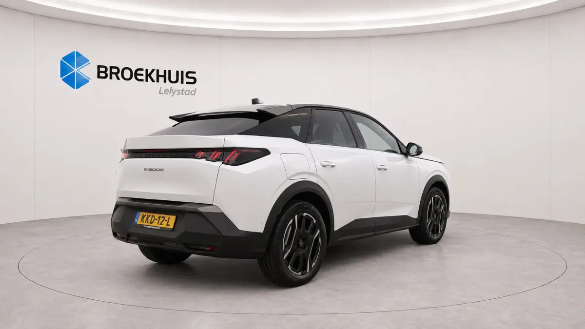 Allure | Elektrische parkeerrem | Extra getinte achterste zijruiten en achterruit