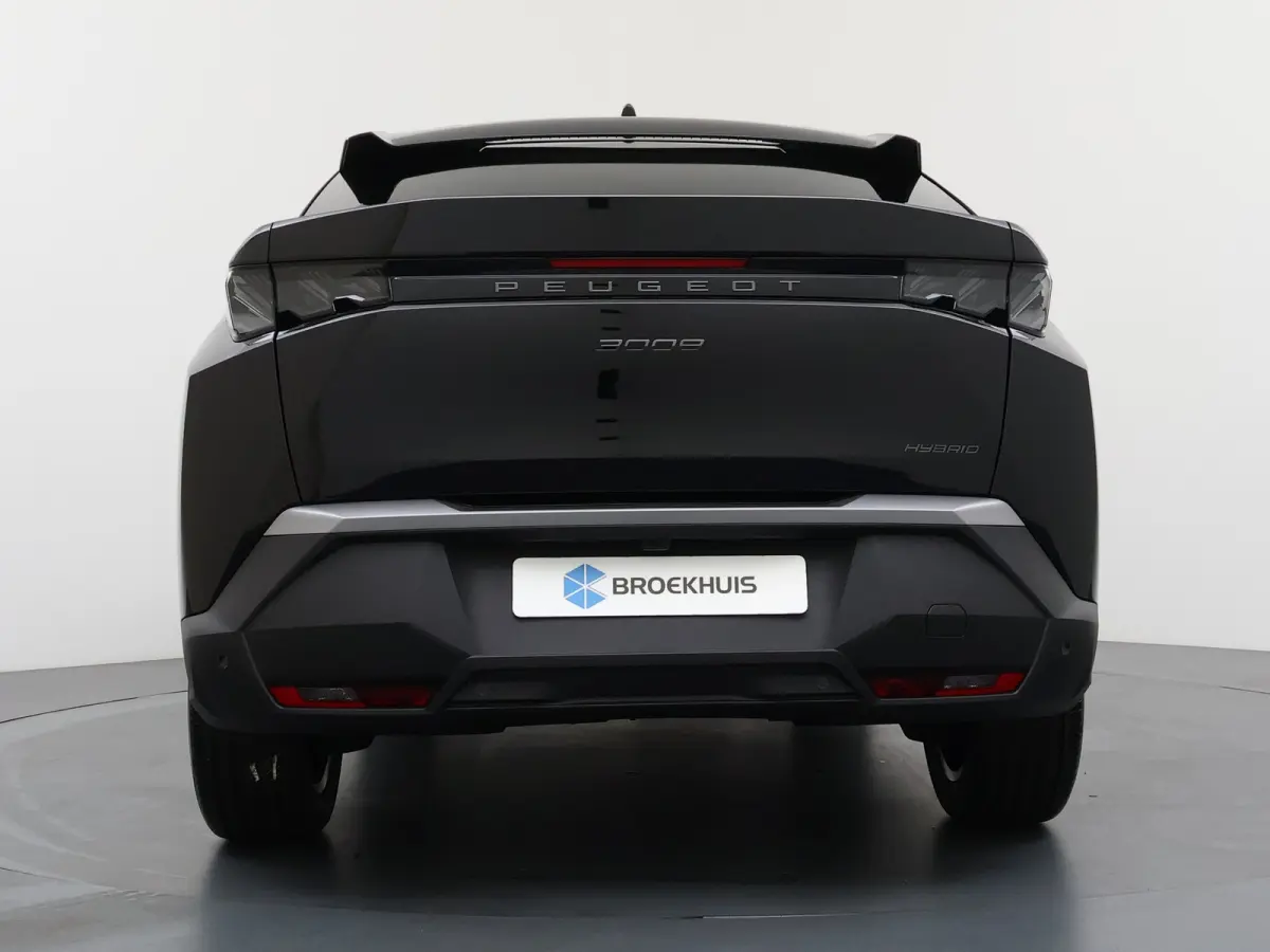 GT Exclusive | Adaptieve cruise control met Stop&Go functie | Elektrische parkeerrem | Extra getinte achterste zijruiten en achterruit