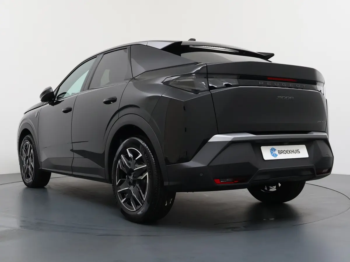 GT Exclusive | Adaptieve cruise control met Stop&Go functie | Elektrische parkeerrem | Extra getinte achterste zijruiten en achterruit
