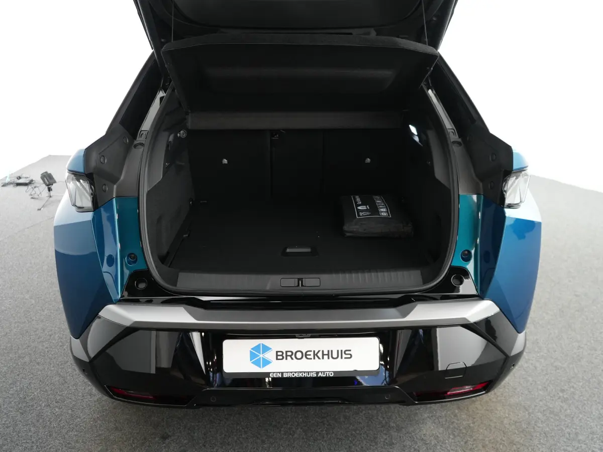 GT Exclusive | Elektrische parkeerrem | Extra getinte achterste zijruiten en achterruit
