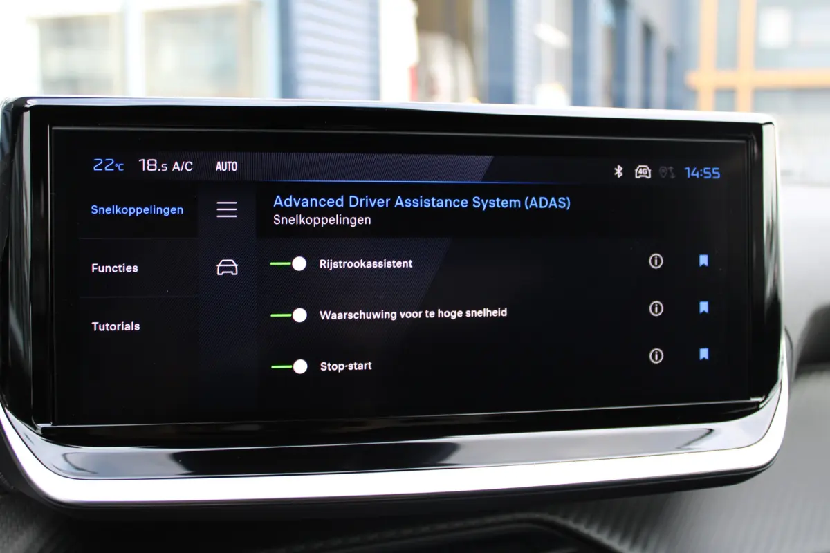 Envy | Active Safety Brake met camera en radar (automatisch noodremsysteem) met Distance Alert (waarschuwing dreigende aanrijding) | Advanced Active Safety Brake met camera en radar | Climat