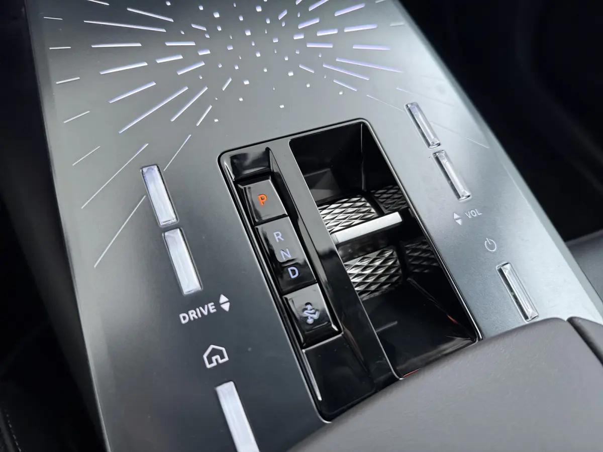Étoile | 360 Vision (parkeercamera voor en in buitenspiegels) | Proximity Keyless Entry