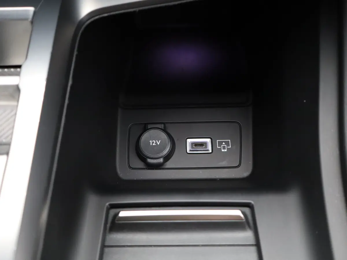 1.2 PureTech GT | Automaat | Carplay | Trekhaak | 360* Camera | Elek. bestuurderstoel | Memory | Adaptieve cruise | Matrix led |