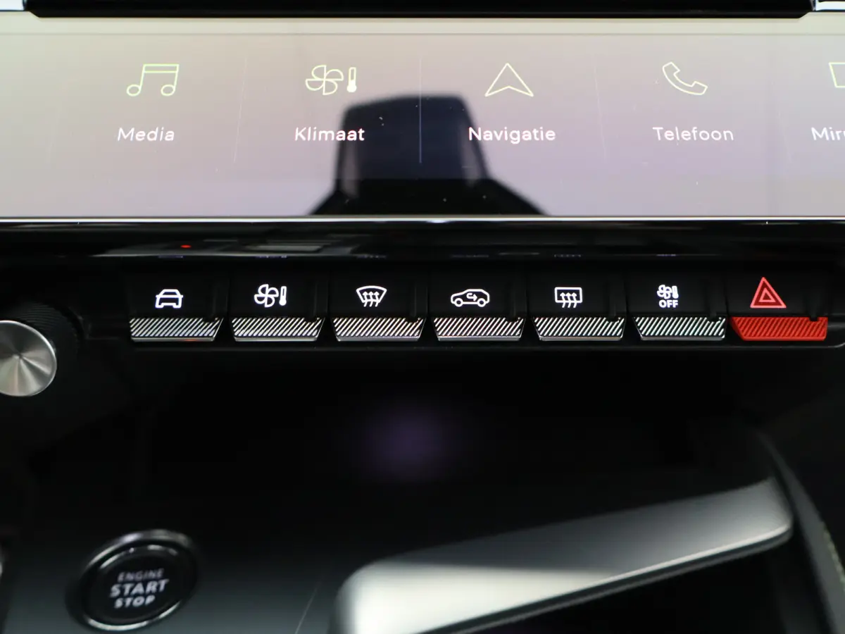 1.2 PureTech GT | Automaat | Carplay | Trekhaak | 360* Camera | Elek. bestuurderstoel | Memory | Adaptieve cruise | Matrix led |