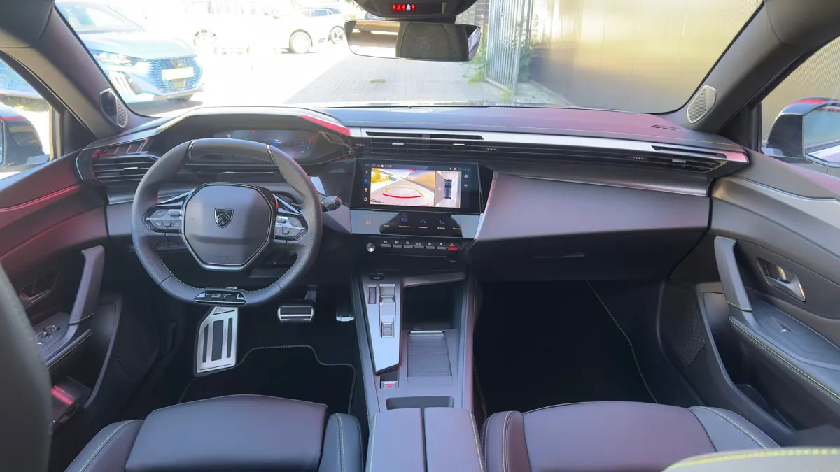 GT | Bekleding Alcantara/kunstleder | Driver Sport Pack | Elektrische parkeerrem
