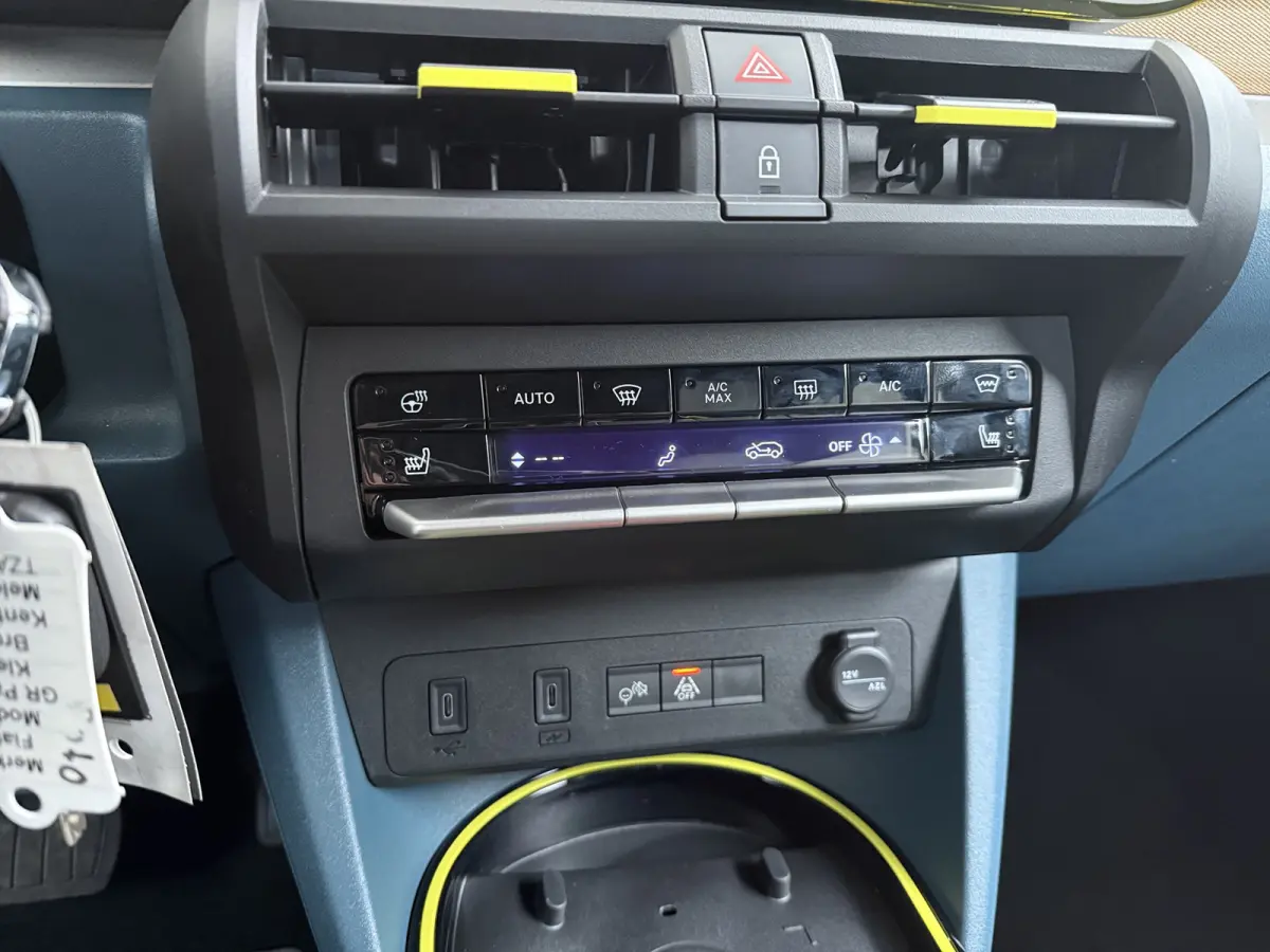La Prima | 10,25" touchscreen radio met Bluetooth, DAB & USB én Navigatie | Automatische airconditioning | Cruise Control incl. speed limiter