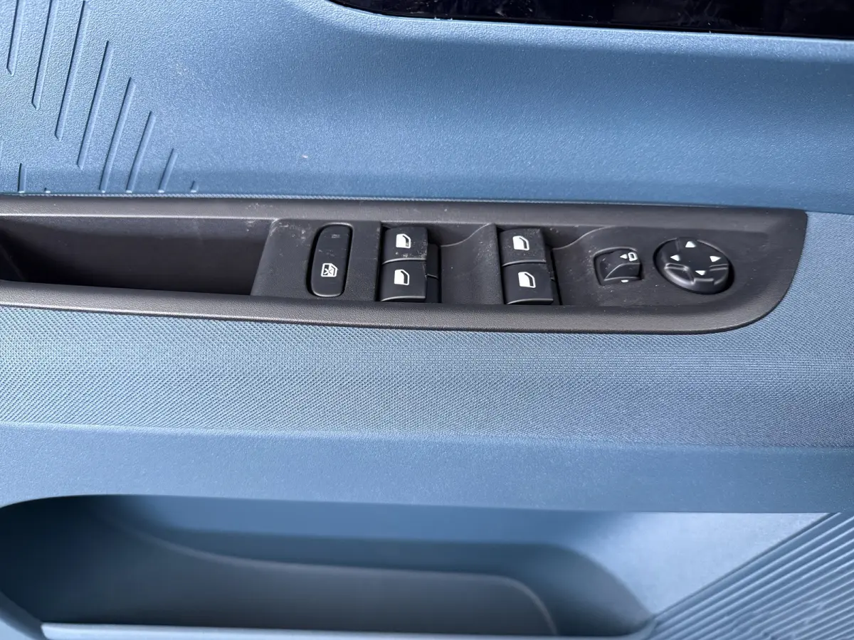 La Prima | 10,25" touchscreen radio met Bluetooth, DAB & USB én Navigatie | Automatische airconditioning | Cruise Control incl. speed limiter