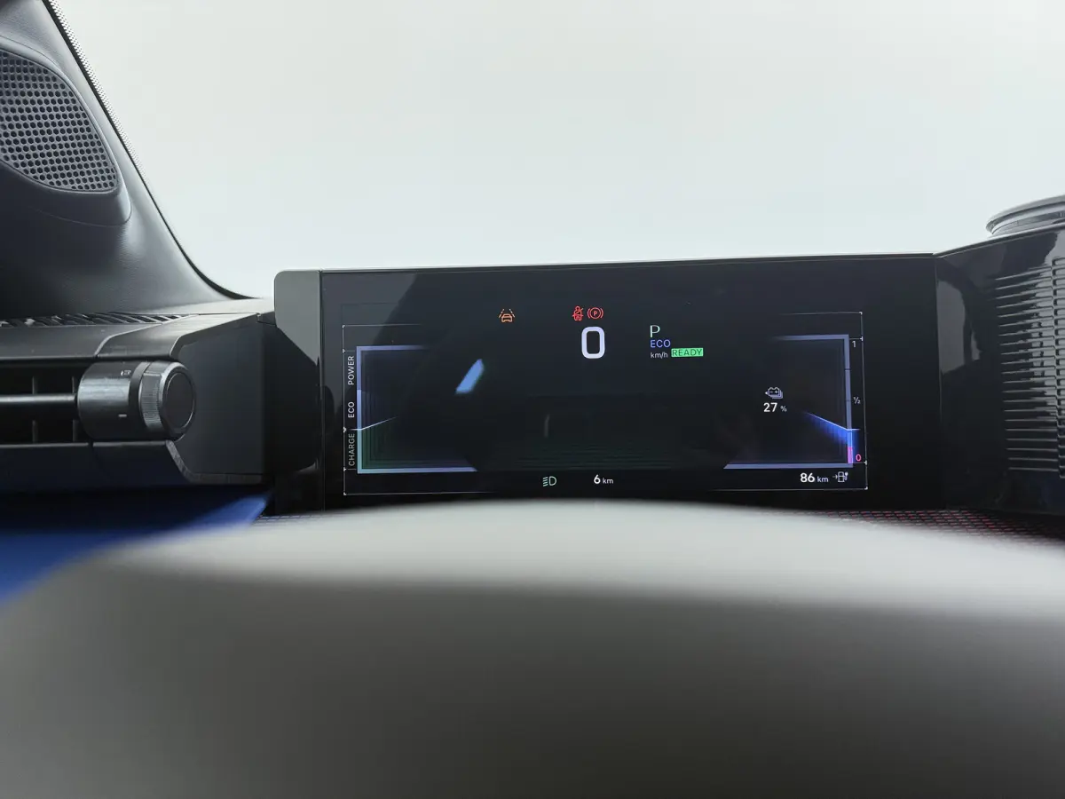 HF | 10.25" Infotainment met touchscreen | 18’’ velgen HF | Alcon remsysteem voor maximale remkracht