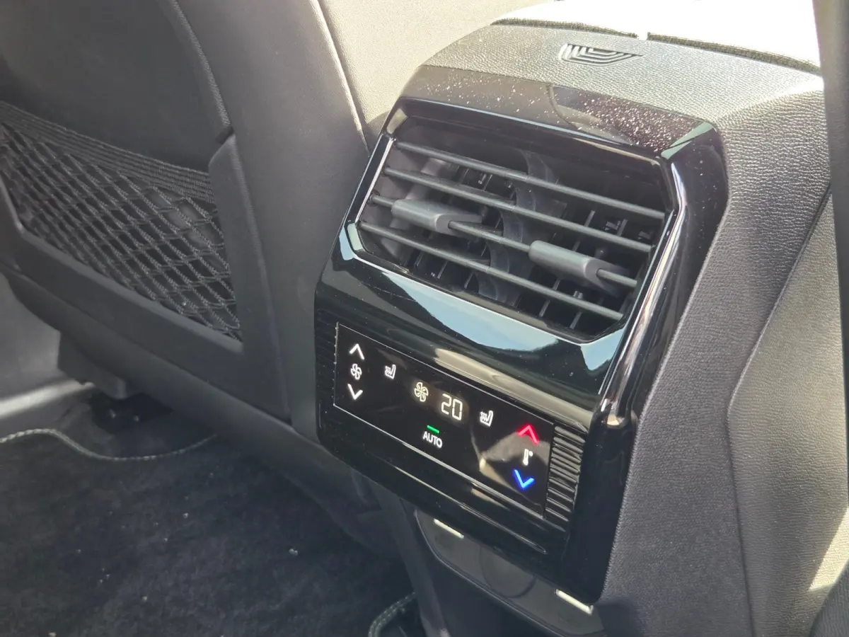 GT | Adaptieve cruise control met Stop&Go functie | LED 3D-achterlichten | Pack Safety Plus