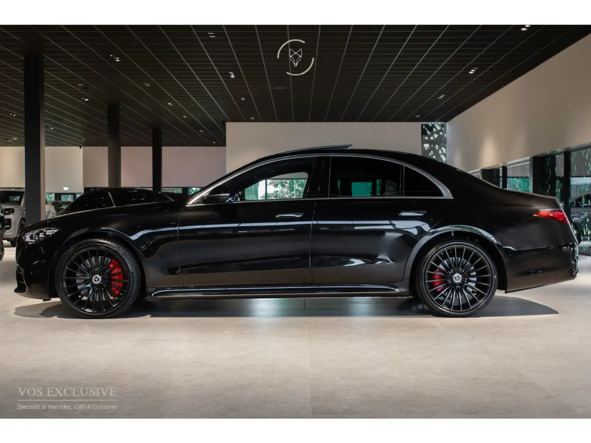 580 4-M AMG NIEUWPRIJS €269.005 E-Active Body Control|Burmester 4D|Exclusiefpakket|Carbon|4*Stoelkoeling|Pano|21"|HUD|Achterasbesturing