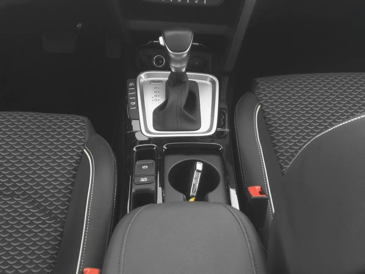 1.6 GDi PHEV DynamicLine | CARPLAY | Full LED | Stoelverwarming !